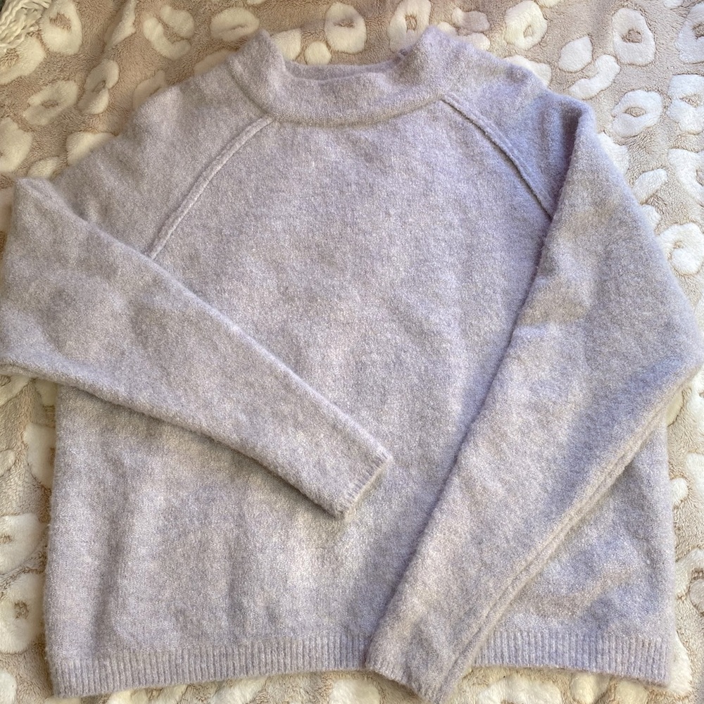 Free People lavender sweater